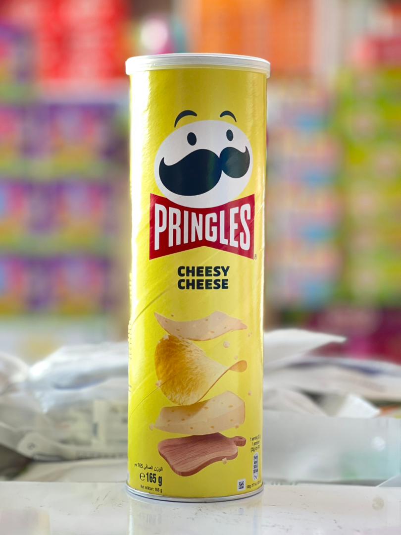 چیپس پرینگلز  زرد با طعم پنیری 165 گرمی pringles