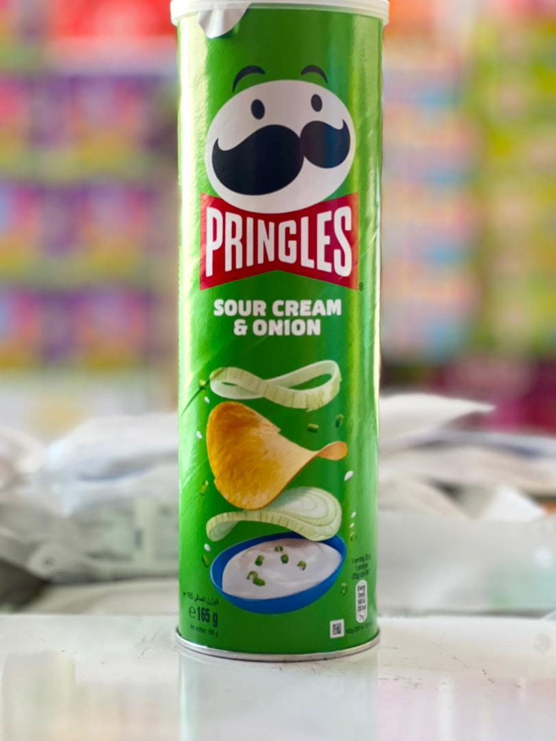 چیپس پرینگلز سبز با طعم پیاز جعفری 165 گرمی pringles